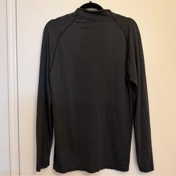 Lululemon Mens medium Metal Vent Tech lightweight Half Zip pullover long sleeve - Picture 6 of 10